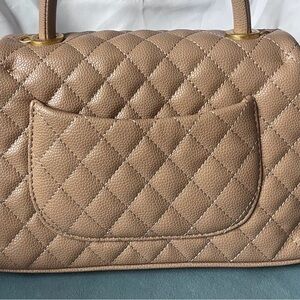 Chic Quilted Tan Shoulder Bag